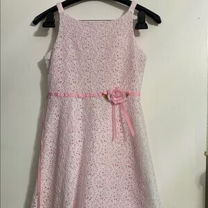 Elegant Pink Lace Kids Dress with Floral Detail